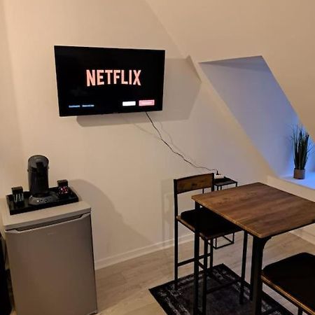 Confortable Studio Renove Cambrai Luaran gambar