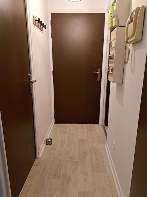 Confortable Studio Renove Cambrai Luaran gambar