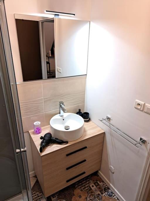 Confortable Studio Renove Cambrai Luaran gambar